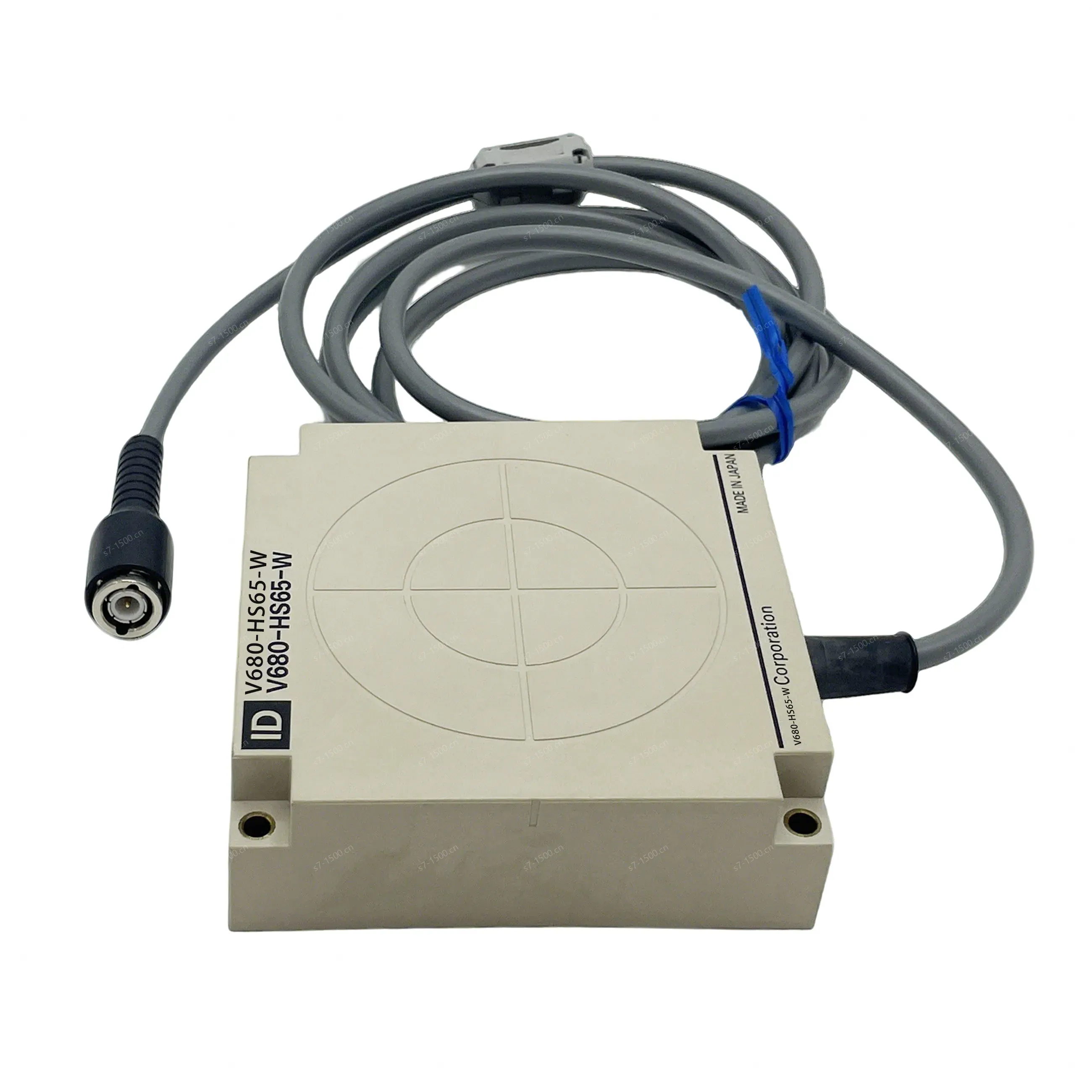 Best Quality V680-HS65-W 13.56MHz High Frequency ISO 15693 Protocol Ultra Small Planar Antenna in Stock Supply