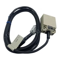 High Quality V680-HS63-R High Frequency 13.56MHz ISO 15693 Plastic Angular Planar Antenna for Automation 1 Year Warranty