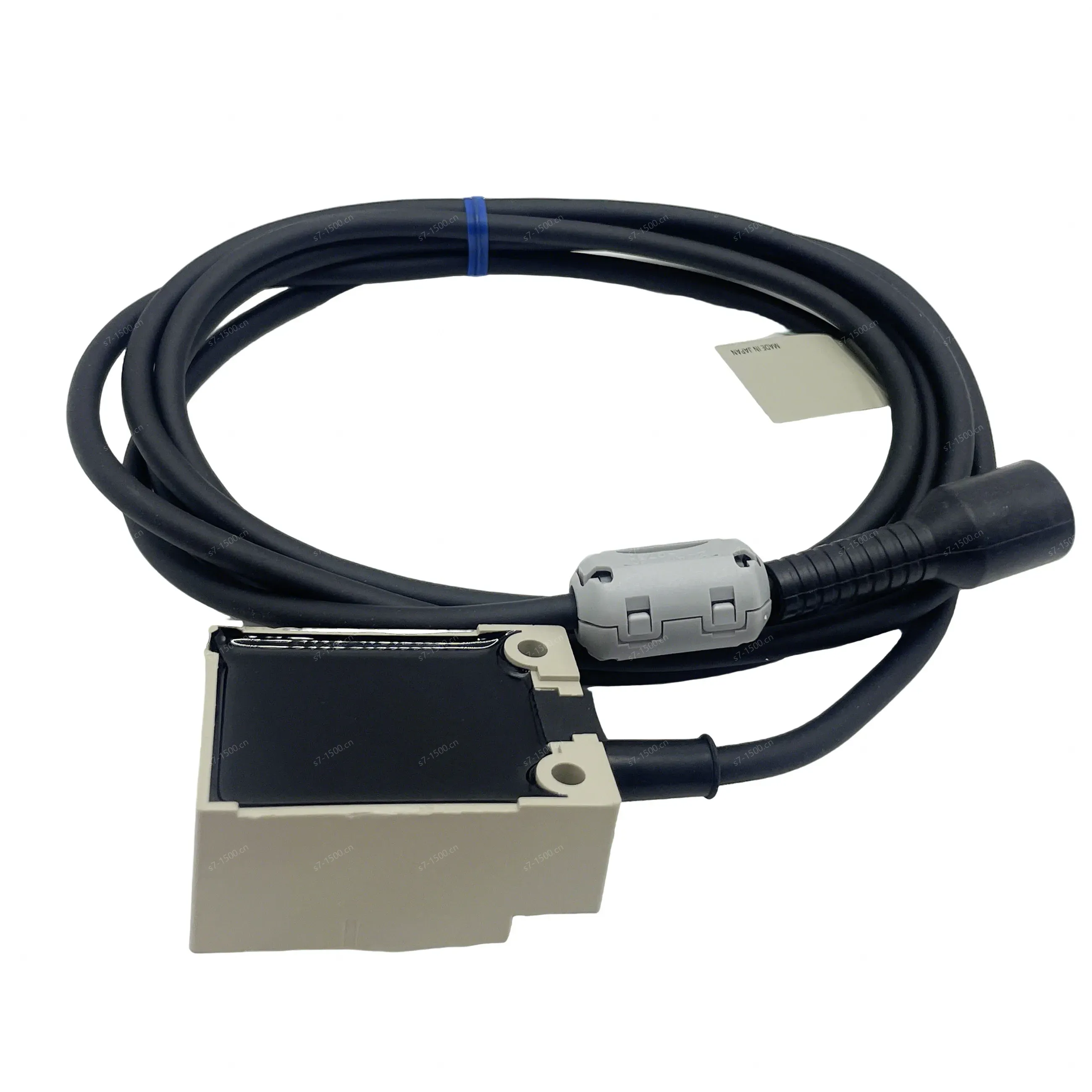 High Quality V680-HS63-R High Frequency 13.56MHz ISO 15693 Plastic Angular Planar Antenna for Automation 1 Year Warranty
